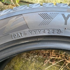 ヨコハマ スタッドレス 4本 245/45r17の画像