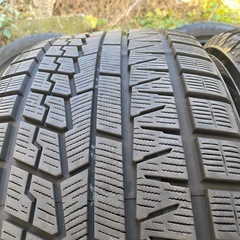 ヨコハマ スタッドレス 4本 245/45r17の画像