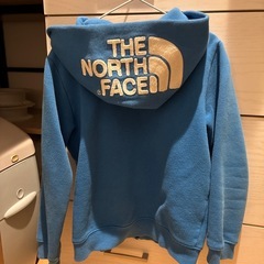 ノースフェイス　裏起毛パーカー　130cmの画像