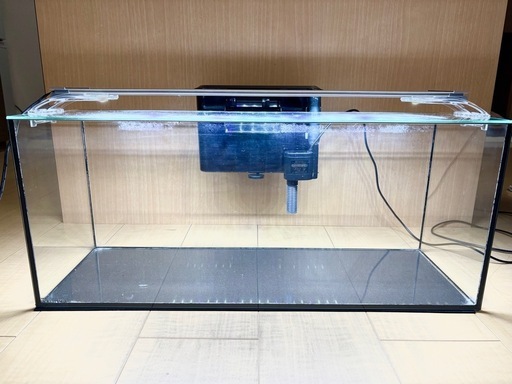 【取引完了】値下げ中　GEX aquarista60cmスリム水槽