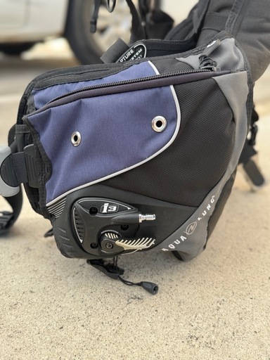 BCD   i3 アクアラング