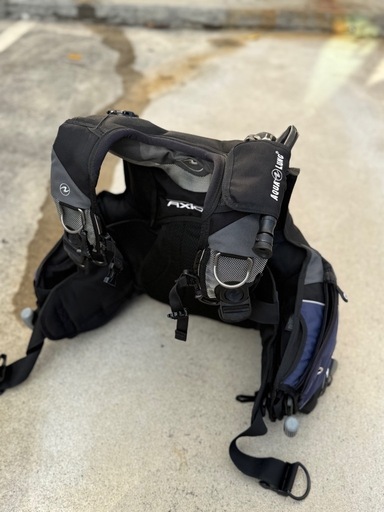 BCD   i3 アクアラング
