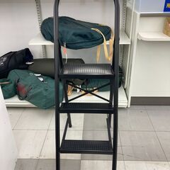 ★リユースのサカイ千葉中央店★  脚立 黒 H×D×W クリーニング済み TC5593の画像