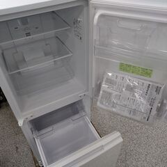 【単身者向け】2ドア冷凍冷蔵庫 SHARP シャープ SJ-D15G-W 152L 2020年製：ホワイトの画像