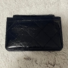 Matin Kim ブラック キルティング 財布の画像