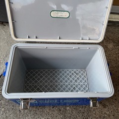 決まりましたクーラーボックス　多分30Lの画像