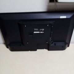 32型液晶テレビ＋ポータブルHDD　必要でしたらテレビ台もあります。の画像