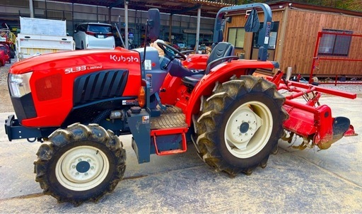 クボタSL33LHFMAE パワステ 33馬力　安全フレーム自動水平 4WD