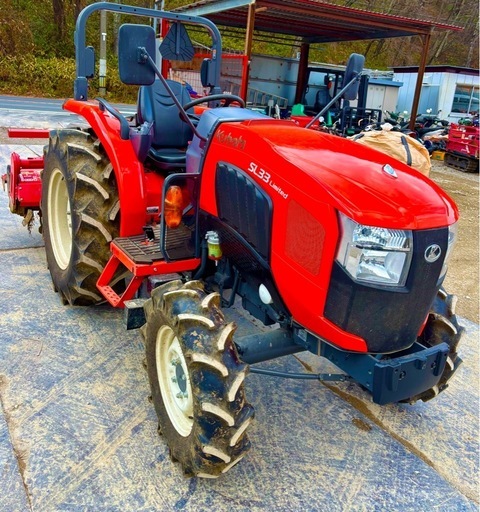 クボタSL33LHFMAE パワステ 33馬力　安全フレーム自動水平 4WD