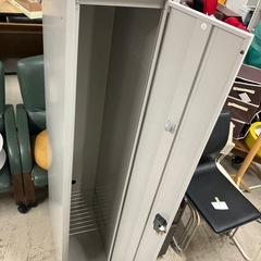 A2512-038 1人用ロッカー鍵付き　中古美品　かくれんぼで入った記憶はないですか？の画像