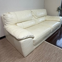 2人掛けソファの画像