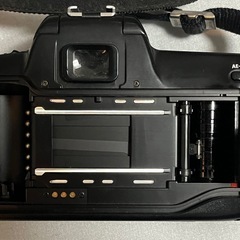 フィルム一眼レフカメラ「Nikon F50」の画像