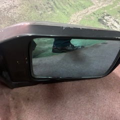 日産Y３０セドリックワゴン　ドアミラーの画像