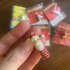 クリスマスバッジ　ブローチ　コサージュの画像