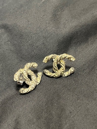 シャネルのピアス