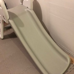 すべり台の画像