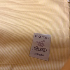 ベビーベッドとベビー布団の画像