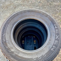 訳あり！スタッドレススパイクタイヤの画像