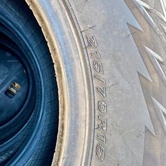 訳あり！スタッドレススパイクタイヤの画像