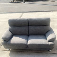 幅175cm✨2人掛けソファー‼️二人掛け/グレー/両肘/リビング/ファミリー/新婚/ワンルーム /一人暮らし/の画像
