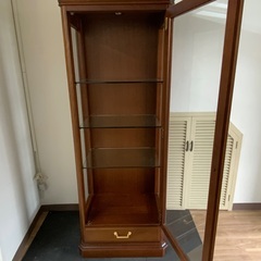大73 maruni マルニ木工 キュリオケース キャビネット 飾り棚 地中海シリーズ 照明付き 定価33万の画像