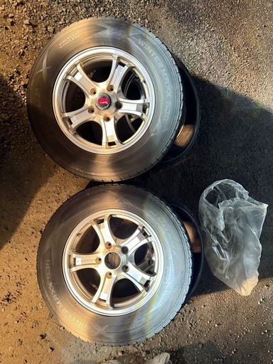 ランクル 200 スタッドレスタイヤ