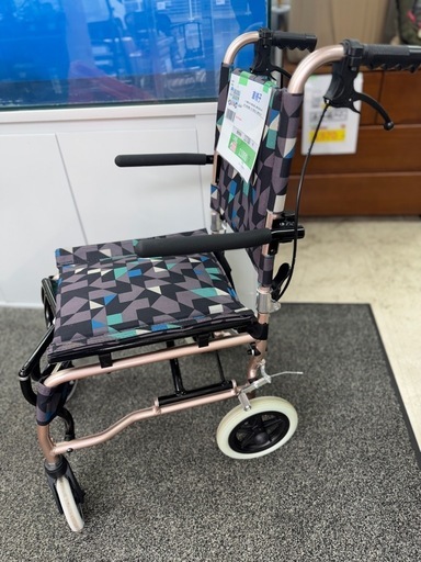 完売致しました　?LINE会員限定スペシャル価格?【車椅子】11,000 18-164