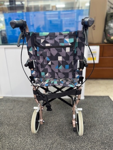 完売致しました　?LINE会員限定スペシャル価格?【車椅子】11,000 18-164