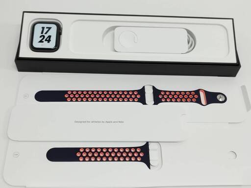 Apple Watch Nike Series 6/GPS/44mm/A2292/スペースグレー〈M02M3J/A〉