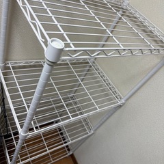 スチールラックの画像