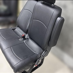 ハイエースワゴン　セカンドシートの画像