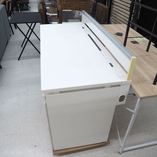 片そでデスク ホワイト リユース品 価格 13,750円