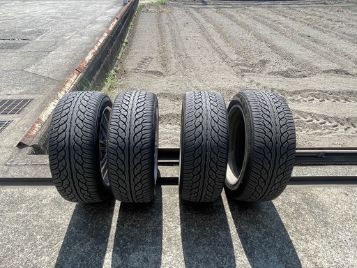 ヨコハマ　タイヤ　マルセロ　アルミホイール付285/45R22  4本セット  2020 年製  溝有