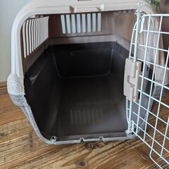 小型犬・猫用キャリー　Mサイズ　ダークブラウン　リッチェル の画像