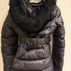 ZARA ダウンジャケット　ファー取り外し可能の画像
