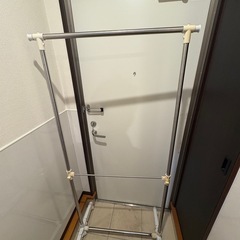 ハンガーラックの画像