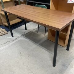 リサイクルショップどりーむ天保山店　No5033 デスク　テーブル　PCデスク　作業台　用途色々🎵の画像