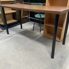 リサイクルショップどりーむ天保山店　No5033 デスク　テーブル　PCデスク　作業台　用途色々🎵の画像