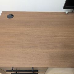 ニトリ　パソコンデスク　キャビネット付の画像
