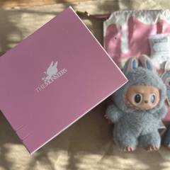 【取引決定*（╹◡╹）様】正規品　POPMART ラブブ　マカロン　ブルー　シーソルトココナッツの画像