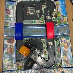 トミカ　おでかけ立体マップの画像