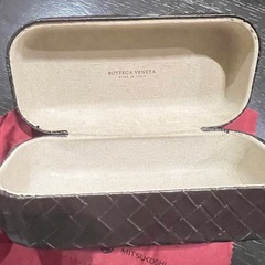 SOLD！こんなケースは誰も要らないでしょうけど、一応メガネケースです。の画像