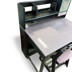 女の子向けパープル学習机♪イス付き♡ネジ不足あり・使用問題なしの画像