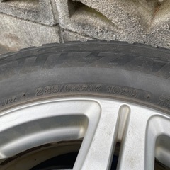 225-65R17 スタッドレスブリザックの画像