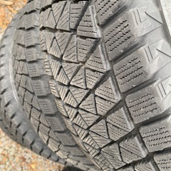 225-65R17 スタッドレスブリザックの画像
