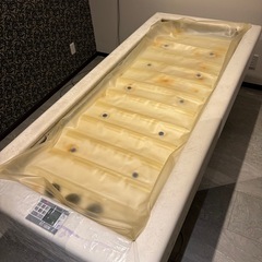 ウォーターマッサージベッドの画像