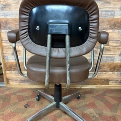 オフィスチェア。傷あり、サビあり。の画像