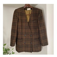 ブランドEchelle ⭐︎チェック柄 ダブルブレスト ノーカラージャケット ブラウン系 秋冬の画像