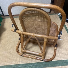 木の座椅子　夏用の画像