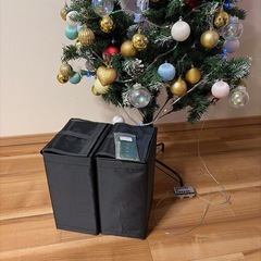 クリスマスツリー(オーナメント、ライト、オーナメント収納箱付き)の画像
